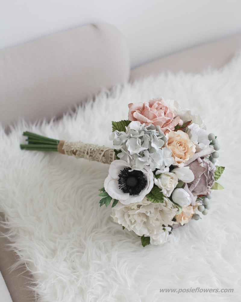 Vintage white bridal bouquet || white-grey-nude theme.