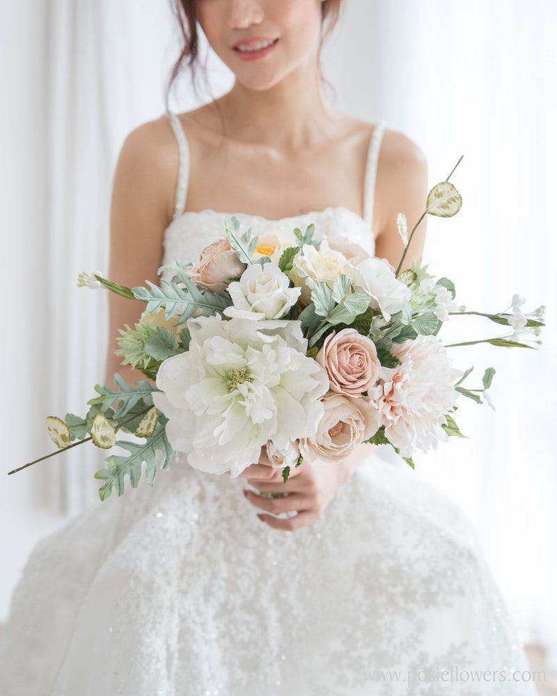 
            
                Load image into Gallery viewer, Large white blush bridal bouquet || white blush theme.
            
        